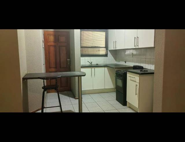 2 BEDROOM APARTMENT FOR SALE IN HALFWAY GARDENS